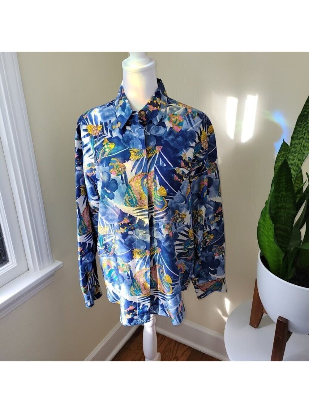 S.L.B. Ocean Silk Blouse Tropical Fish Print Multicolored Shirt Women's Size S - Picture 2 of 13